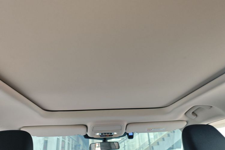 福特 探险者 2020款 EcoBoost 285 后驱风尚版 6座中控内饰22