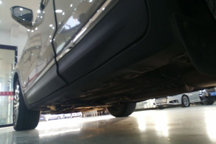 林肯MKC 2014款 2.0T 四驱尊雅版局部细节9002