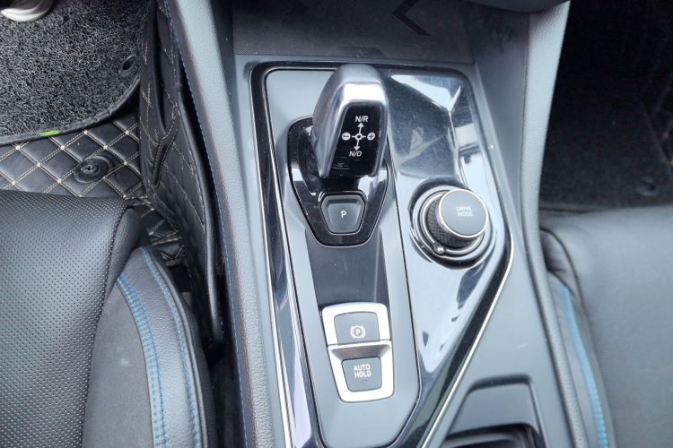 领克03新能源 2019款 1.5T PHEV Pro中控内饰18