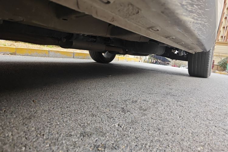 荣威RX5 MAX 2019款 400TGI 自动四驱智能座舱至尊版局部细节9004