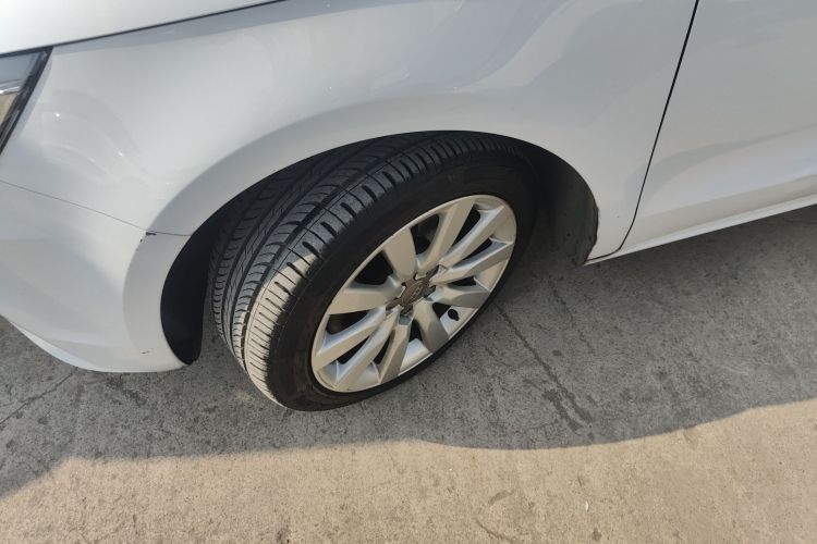 奥迪A1 2014款 30 TFSI Sportback舒适型车身外观6007