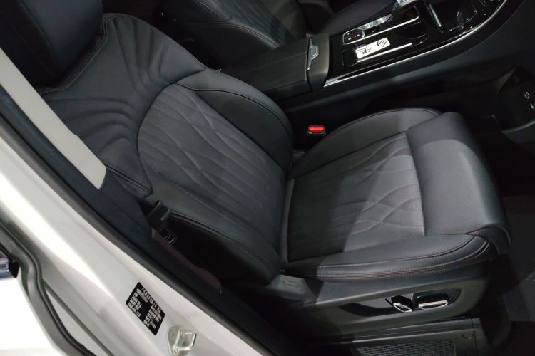 广汽传祺 传祺M8 2024款 大师系列 400T 至尊版局部细节41