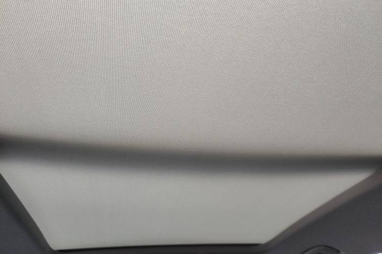 大众 途观L 2025款 出众款 300TSI 自动两驱龙腾版中控内饰22