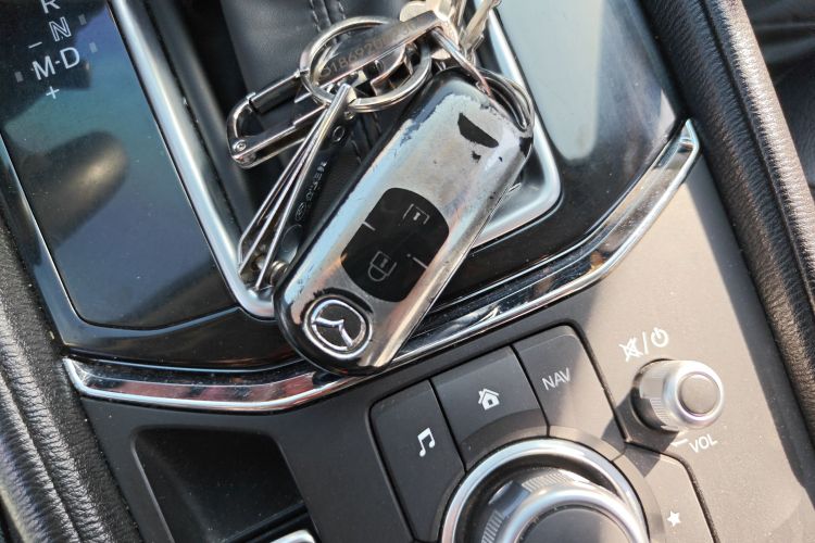 马自达CX-5 2021款 2.0L 自动两驱智慧型中控内饰11