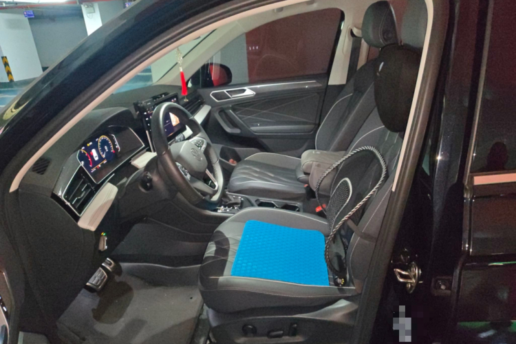 大众 途观L 2024款 330TSI 自动两驱R-Line越享版局部细节19