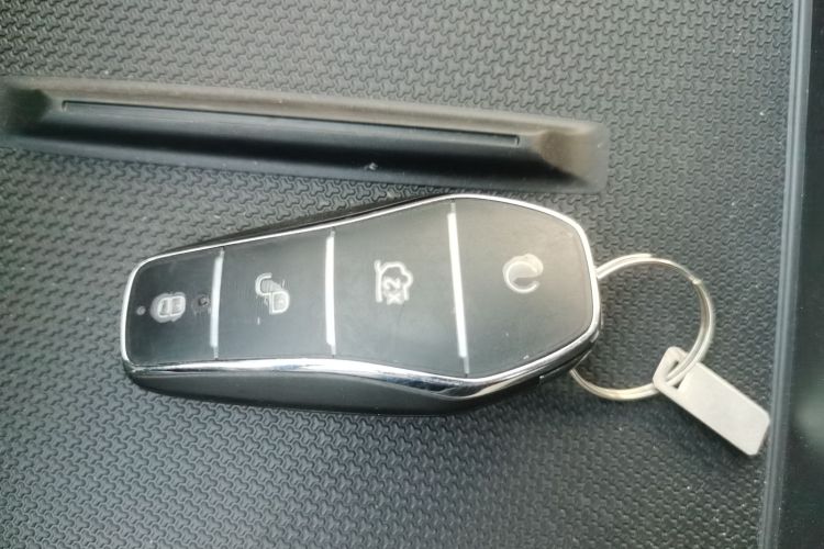 比亚迪 秦PLUS 2025款 DM-i 智驾版 55KM领先型中控内饰11