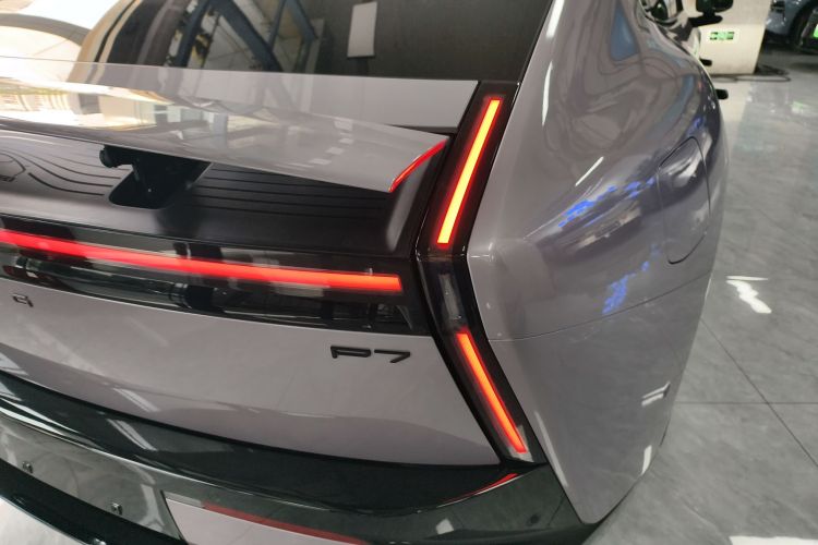 小鹏P7 2025款 702 长续航 Ultra车身外观6006