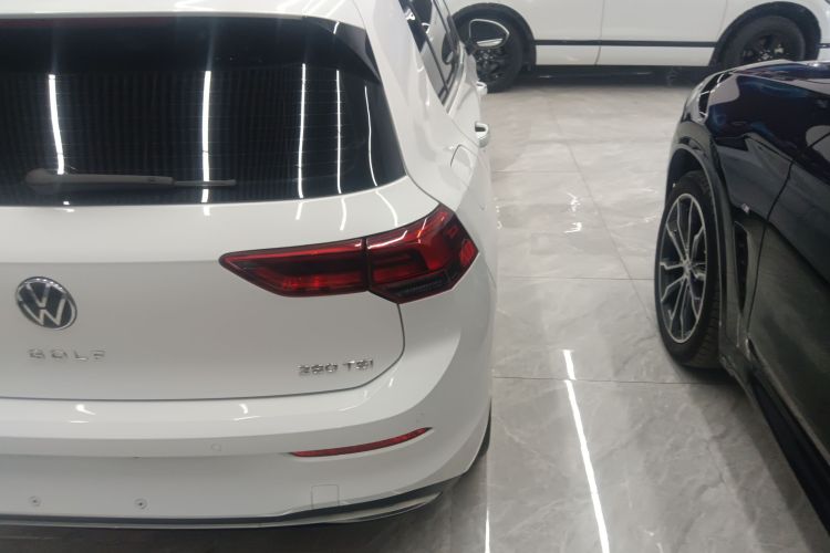 大众 高尔夫 2023款 改款 280TSI DSG Pro车身外观9