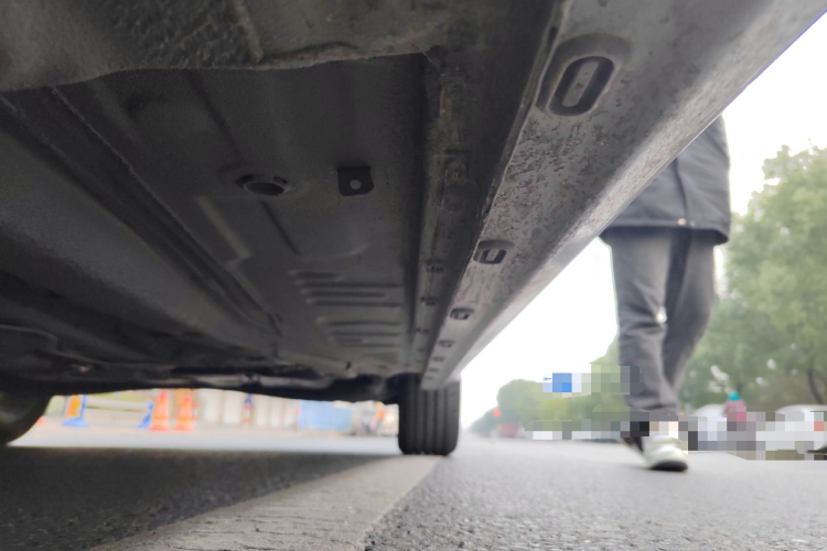 荣威i5 2024款 1.5L CVT尊荣版局部细节9004