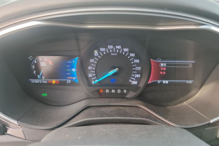 福特 蒙迪欧 2017款 EcoBoost 180 豪华型中控内饰14