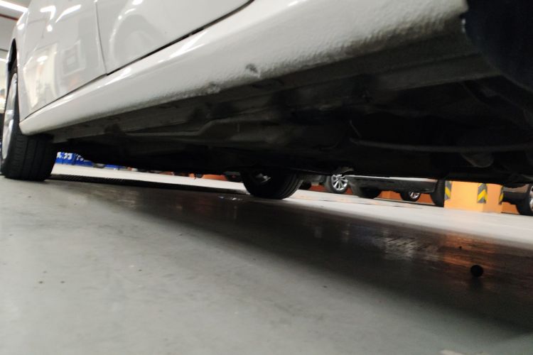 大众 朗逸 2013款 改款经典 1.6L 自动风尚版局部细节9002