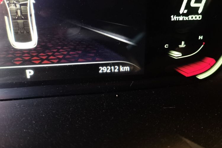 名爵 MG5 2021款 180DVVT CVT青春豪华版中控内饰15