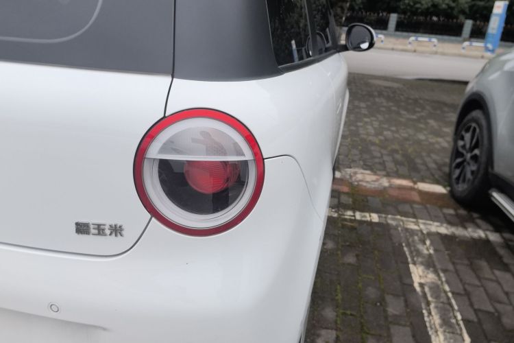 长安启源 长安Lumin 2022款 210km 香甜款车身外观9