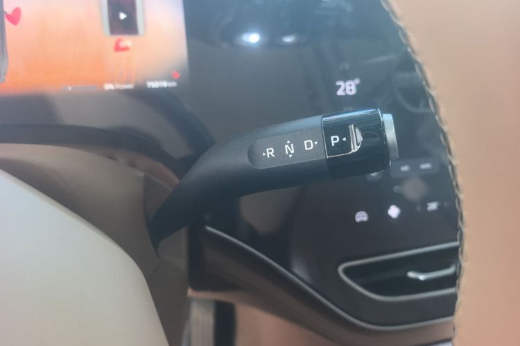 飞凡汽车 飞凡R7 2024款 进阶版中控内饰18