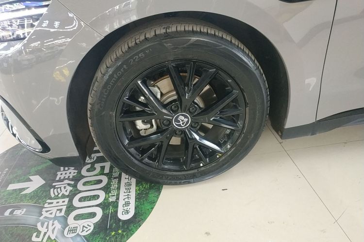 比亚迪 汉 2025款 DM-i 125KM精英型车身外观6001