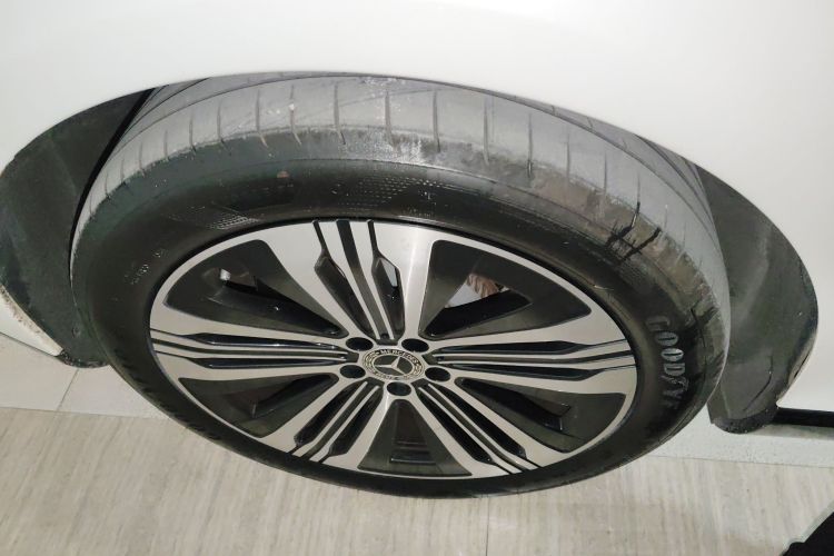 奔驰EQS 2022款 450+ 先锋版车身外观6008