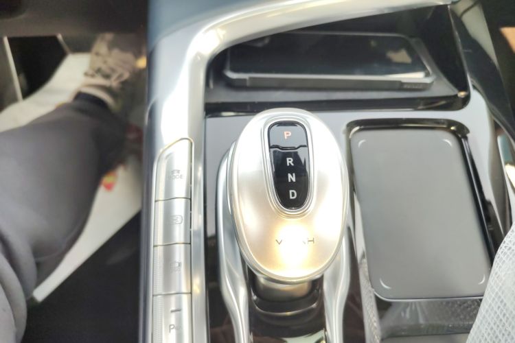 岚图汽车 岚图FREE 2022款 四驱超长续航纯电版局部细节18