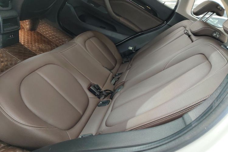 宝马X1 2021款 sDrive20Li 时尚型中控内饰21