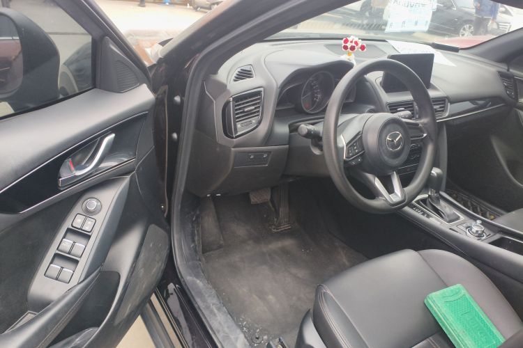 马自达CX-4 2020款 2.0L 自动两驱蓝天探索版中控内饰20