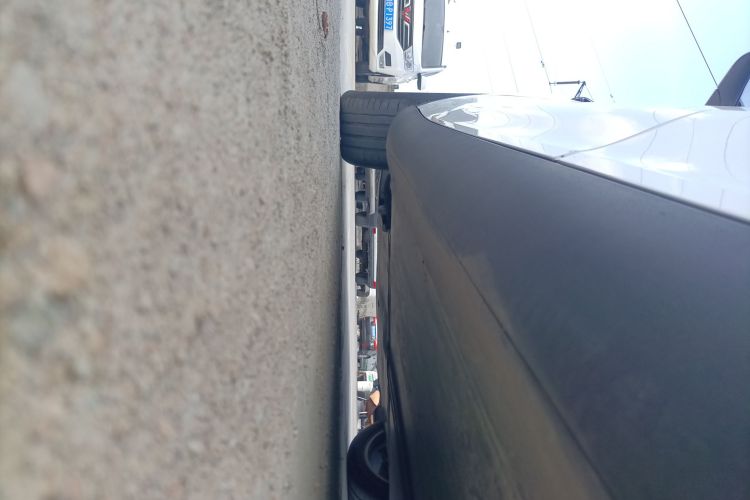 特斯拉 Model Y 2022款 改款 长续航全轮驱动版局部细节9002