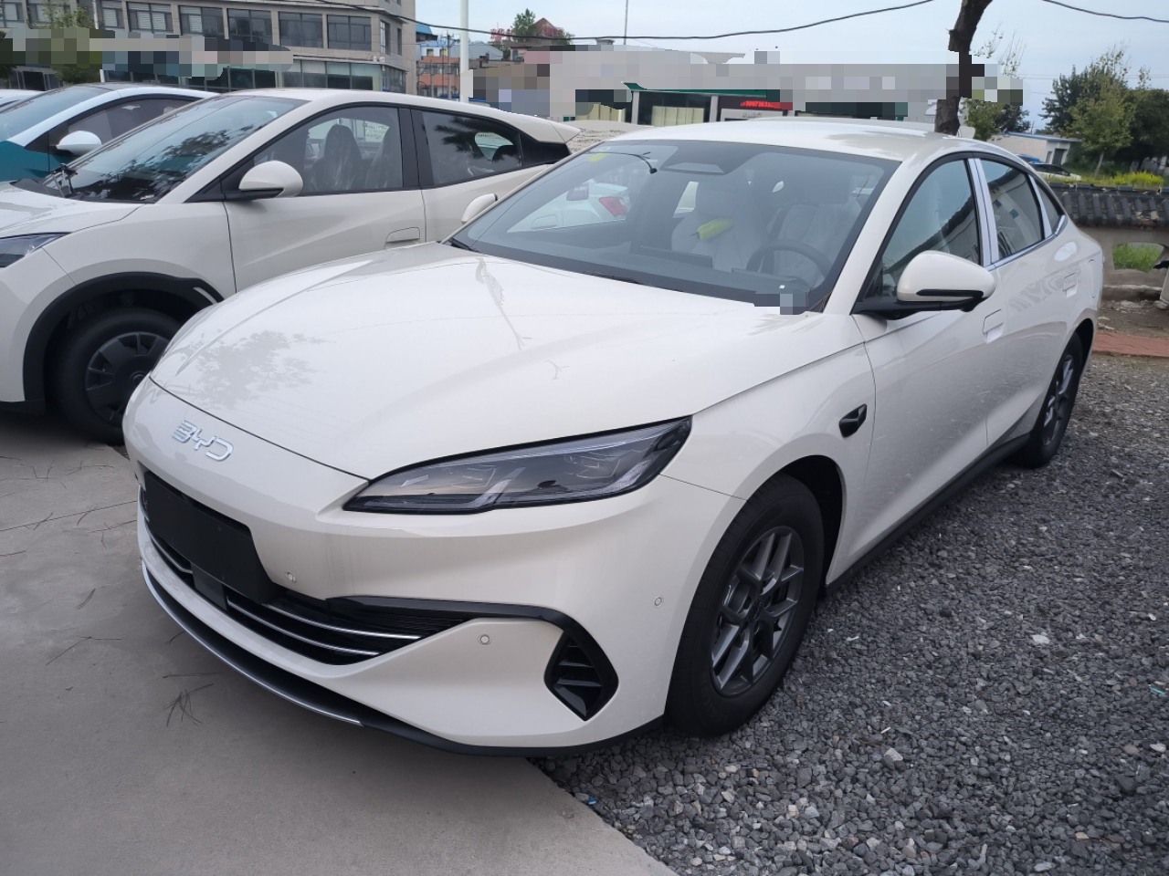 比亚迪 海豹06新能源 2025款 DM-i 智驾版 80KM豪华型