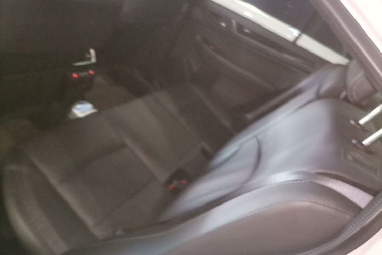 斯巴鲁 力狮 2020款 2.5i 全驱荣耀版 EyeSight中控内饰21