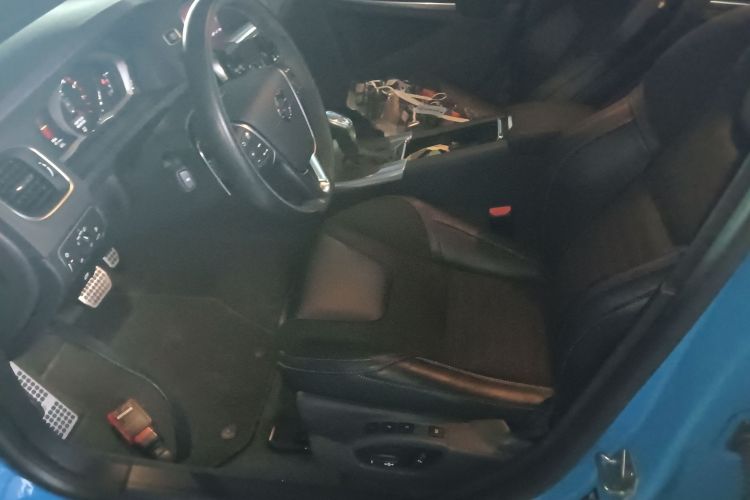 沃尔沃V60 2017款 2.0T Polestar局部细节19