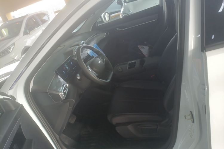 东风风神 SKY EV01 2025款 530km AIR精英版中控内饰19