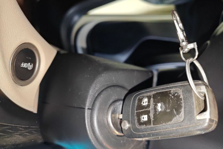 别克 英朗 2017款 15N 自动进取型中控内饰7001