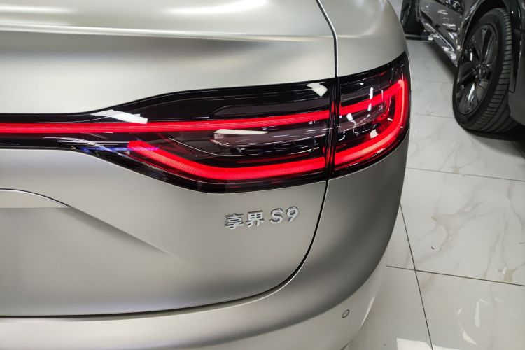 鸿蒙智行 享界S9 2024款 纯电 Ultra 四驱旗舰版车身外观6006