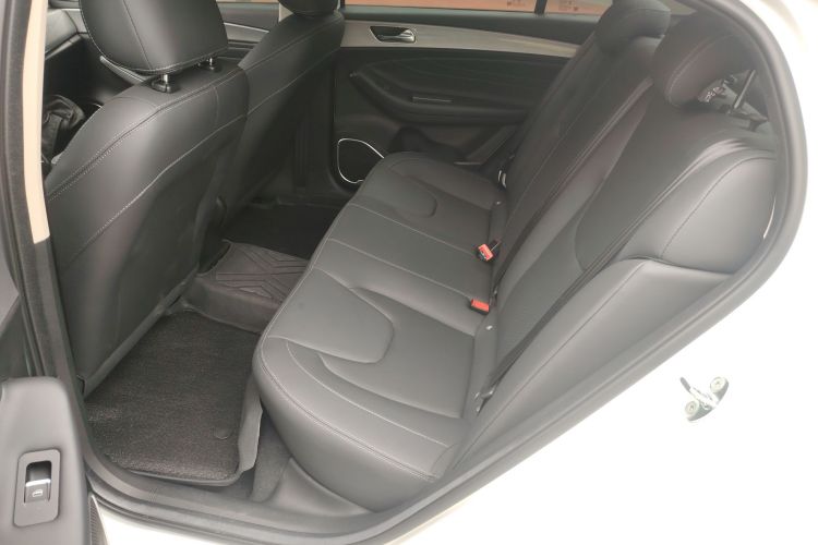 奇瑞新能源 艾瑞泽e 2024款 405km 出行版中控内饰21