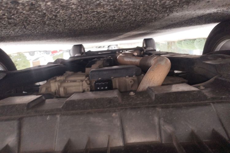 别克GL8 2018款 28T 豪华型 国VI局部细节9008