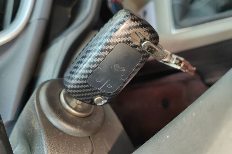 别克 英朗 2019款 15T 手动精英型 国VI中控内饰7001