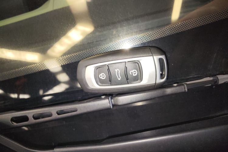 吉利银河 2024款 熊猫mini 200km 耐力熊中控内饰11