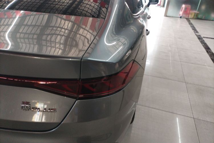 比亚迪 秦PLUS 2023款 冠军版 DM-i 55KM领先型车身外观9