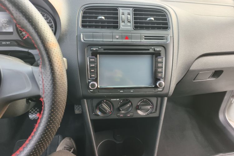 大众 Polo 2016款 1.4L 手动风尚型局部细节16