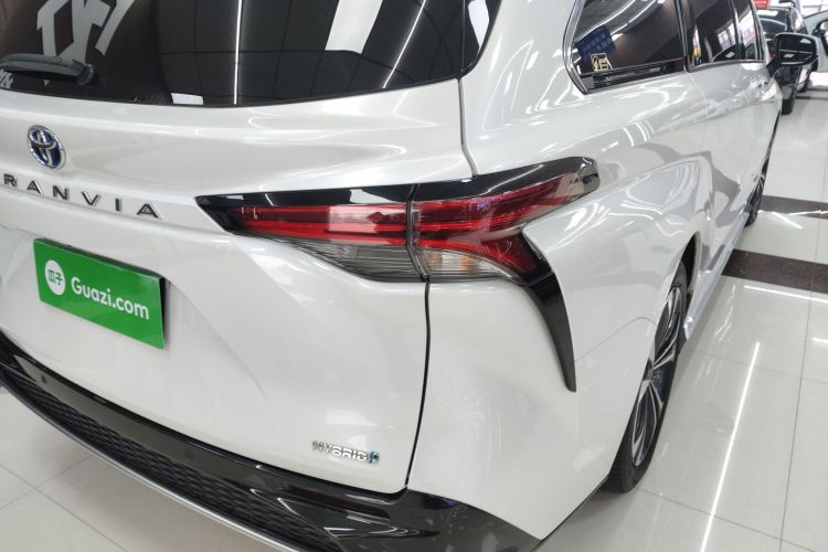 丰田 格瑞维亚 2023款 2.5L混动 旗舰VIP版车身外观6006