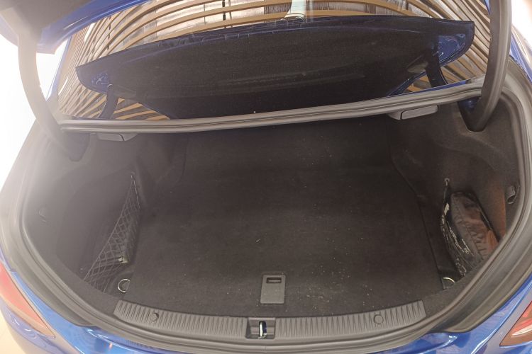 奔驰C级AMG 2015款 AMG C 63 S机舱底盘23