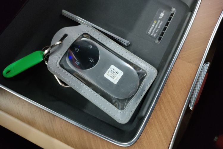 鸿蒙智行 享界S9 2024款 纯电 Ultra 四驱旗舰版中控内饰7001