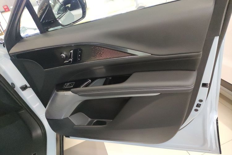 凯迪拉克 IQ锐歌 2022款 后驱长续航豪华版中控内饰7005