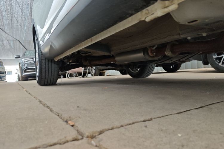 哈弗H6 2020款 1.5GDIT 自动铂金都市版机舱底盘29