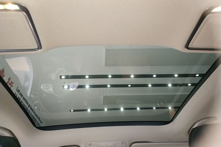 奔驰C级 2021款 C 260 L 运动版局部细节22