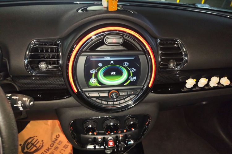 MINI Clubman 2016款 1.5T COOPER 鉴赏家版中控内饰16