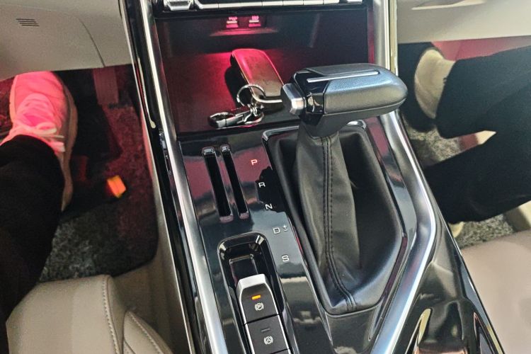 五菱汽车 五菱星辰 2021款 1.5T CVT星曜版局部细节18