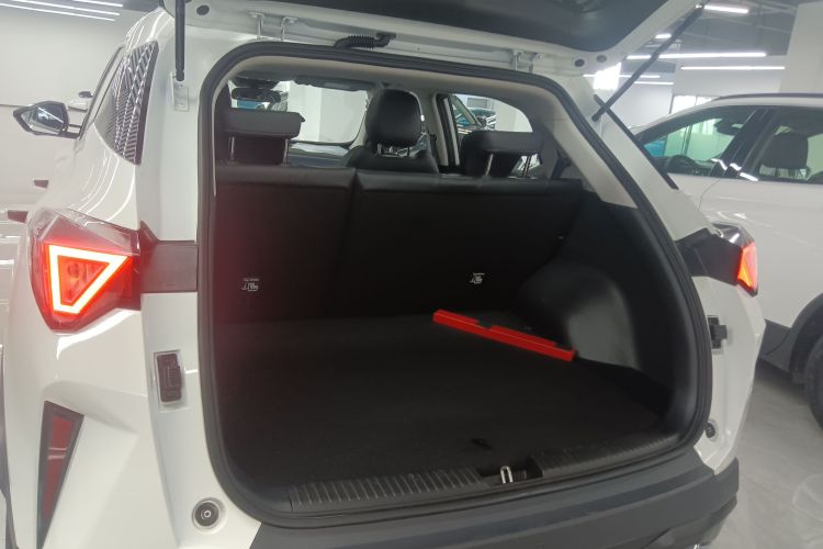 广汽传祺 传祺GS3 2023款 影速 270T 劲享版机舱底盘23