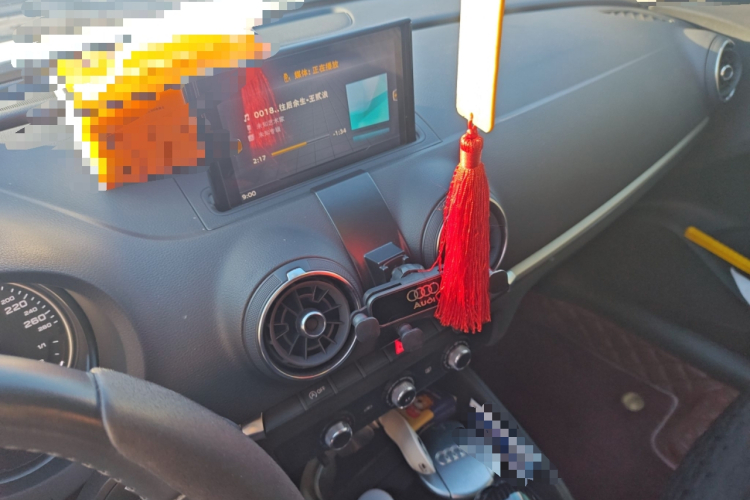 奥迪A3 2019款 Sportback 35 TFSI 进取型 国VI中控内饰16