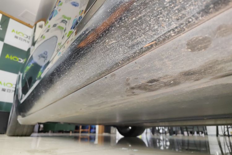 特斯拉 Model 3 2022款 Performance高性能全轮驱动版机舱底盘29