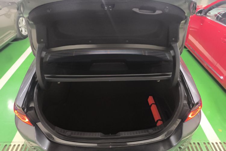 马自达3 昂克赛拉 2023款 2.0L 自动质臻版机舱底盘23