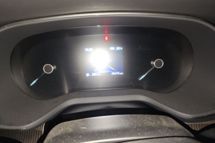 红旗E-QM5 2022款 431km 充电乐享版中控内饰15