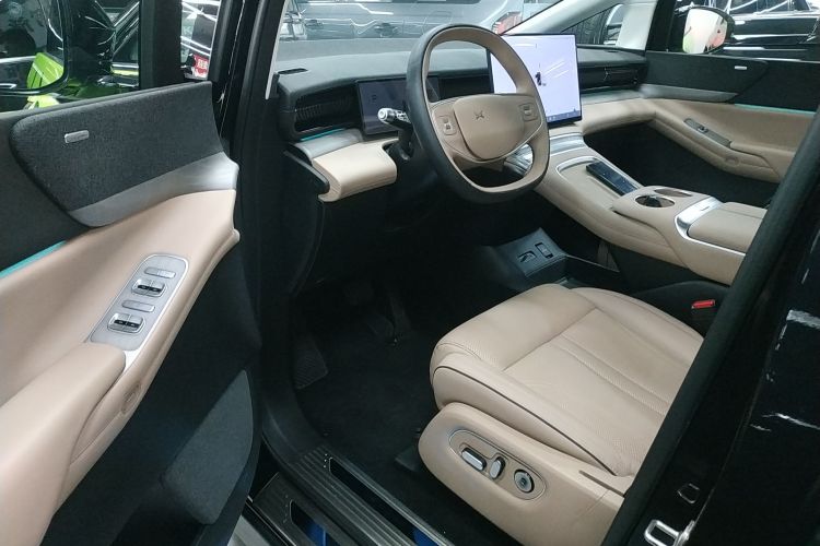 小鹏X9 2024款 610长续航Max中控内饰20